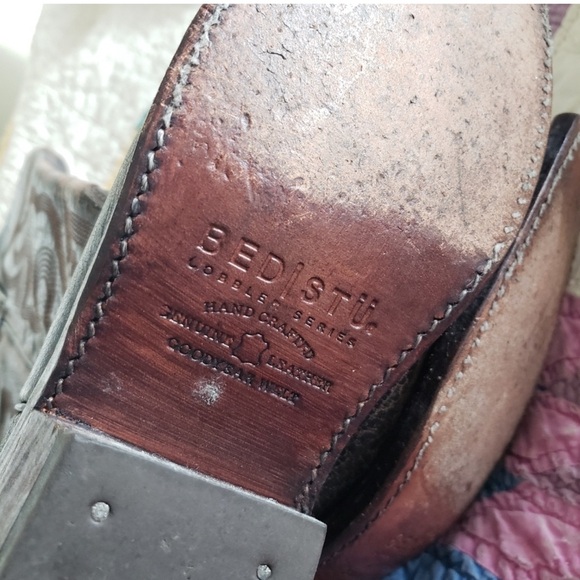 Bed Stu Cobbler - Size 7 - Series Brown Rustic
Embossed Cowboy Boots - Leather - Picture 4 of 6